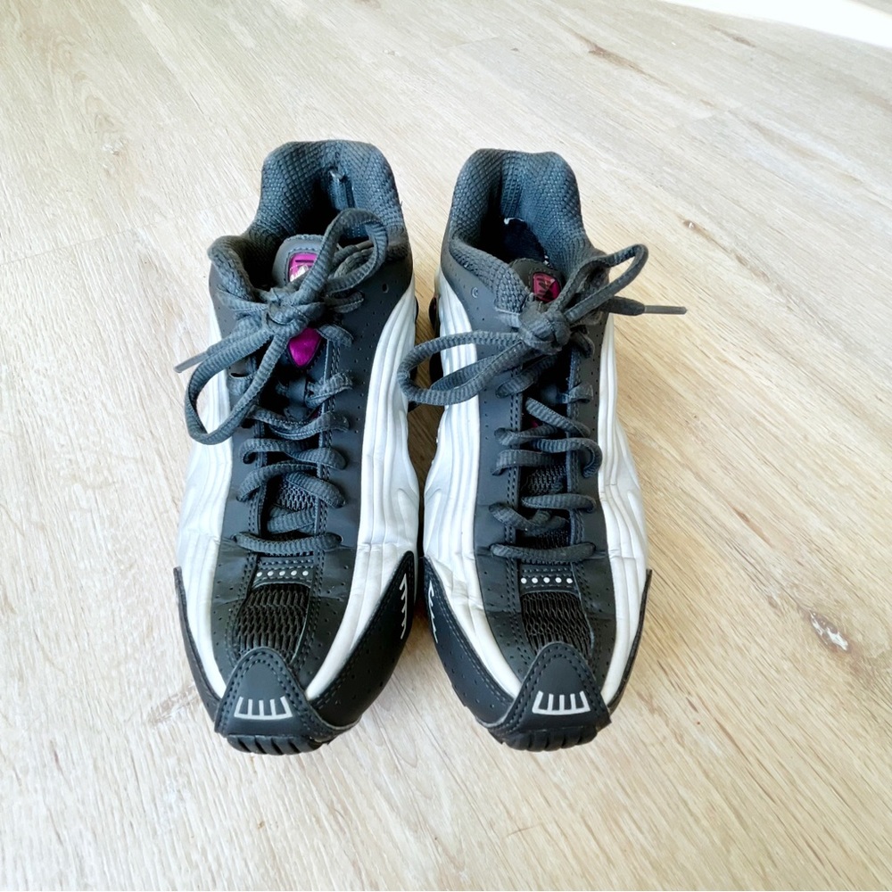 ✨Nike Shox R4 'True Berry'